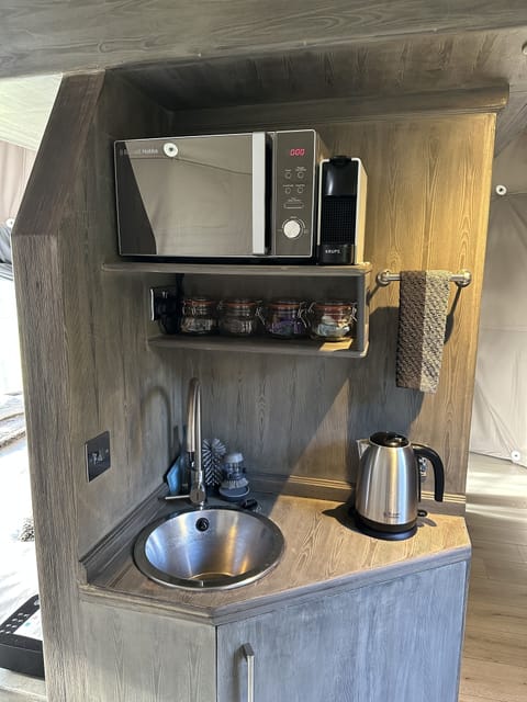 Chartwell | Private kitchen | Electric kettle