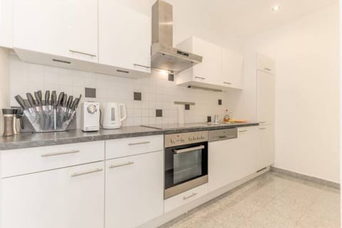 Apartment | Private kitchen | Fridge, oven, espresso maker, coffee/tea maker