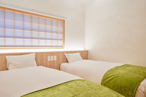 House | Free minibar, iron/ironing board, free WiFi, bed sheets