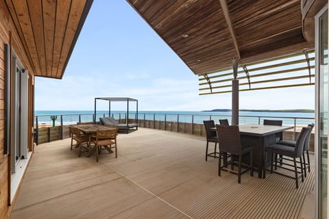 Spectacular Sea Views