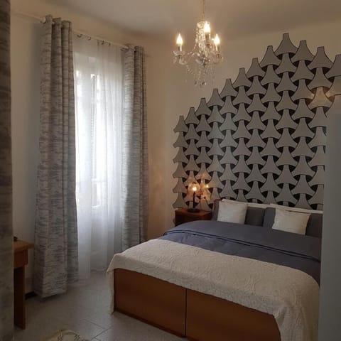 Classic Double or Twin Room | Individually furnished, desk, free WiFi, bed sheets