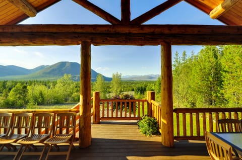 Glacier View Vacation Home | Balcony