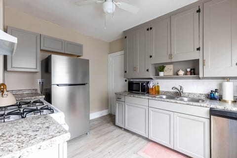 Prepare your favorite dishes in this fully equipped kitchen, furnished with all essential cooking utensils