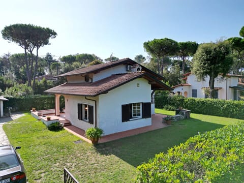 Building Exterior, Outdoor