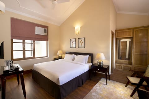 Deluxe Double Room, 1 Bedroom, Mountain View, Garden Area | Premium bedding, down comforters, in-room safe, laptop workspace