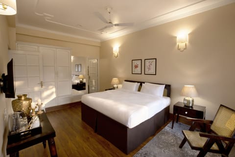 Superior Double Room, 1 Bedroom, Balcony, Garden View | Premium bedding, down comforters, in-room safe, laptop workspace