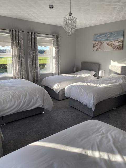 Family | Blackout drapes, iron/ironing board, free WiFi