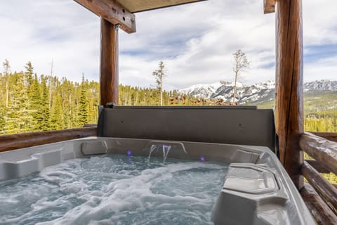 Gorgeous views from the Private Hot Tub