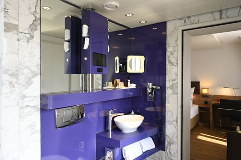 Comfort Twin Room | Egyptian cotton sheets, premium bedding, Select Comfort beds