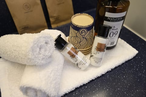 Comfort Suite | Egyptian cotton sheets, premium bedding, Select Comfort beds