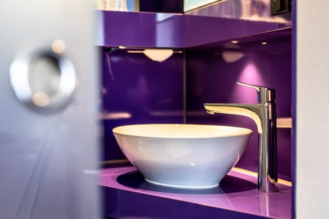 Comfort Single Room | Egyptian cotton sheets, premium bedding, Select Comfort beds