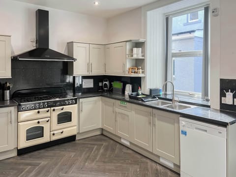 Kitchen | Argyle House, Rothesay, Isle of Bute
