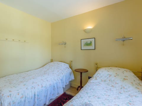 2 bedrooms, individually decorated, individually furnished, free WiFi