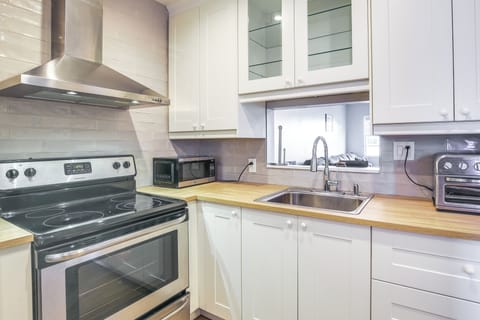 Apartment (1 Bedroom) | Interior