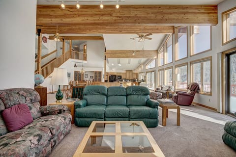 Premium House | Living area