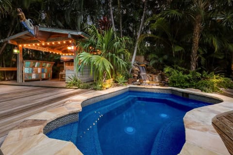 House, 2 Bedrooms | Pool | Outdoor pool