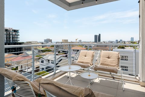 Luxury Apartment | Balcony