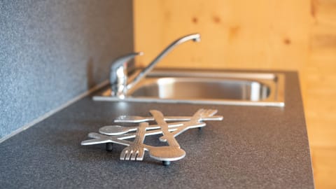 Apartment (2 Bedrooms) | Private kitchen | Oven, toaster, highchair, coffee grinder