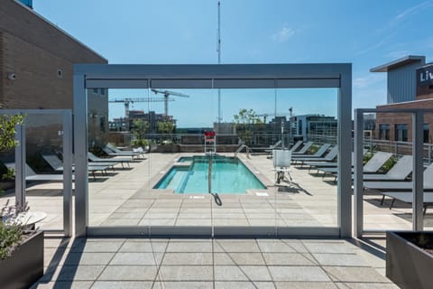 Seasonal outdoor pool, sun loungers