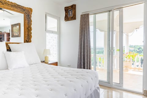 Villa #2, Multiple Beds, Non Smoking, Ocean View, 2 bedrooms | Premium bedding, free WiFi