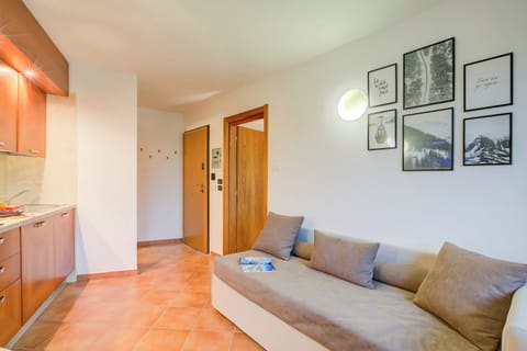 Family Apartment, 1 Bedroom (L' Aquila Campo Smith On The Ski) | Interior