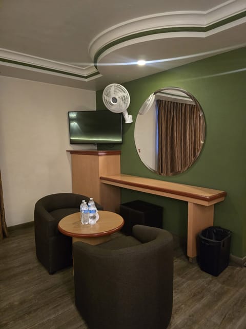 Double Room | Living area | TV