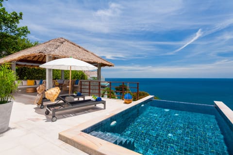 C16 Two-Bedroom Pool Villa with Seaview | Terrace/patio