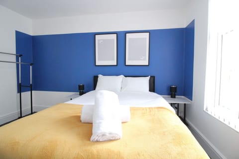 Standard Double Room | Free WiFi