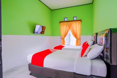 Standard Twin Room | Free WiFi, bed sheets