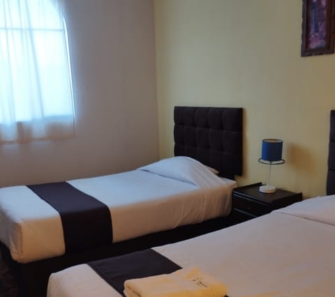 Double Room | Free WiFi, bed sheets