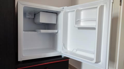 Double Room | 1 bedroom, iron/ironing board, free WiFi