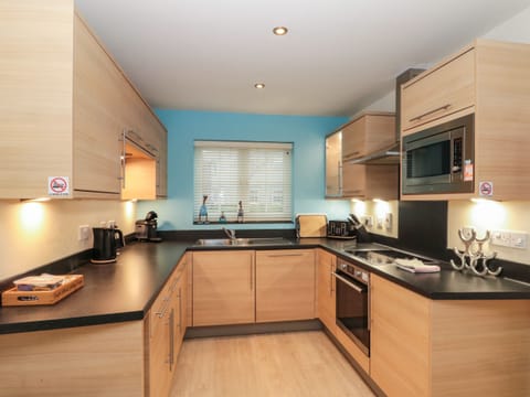 Fridge, dishwasher, electric kettle, toaster