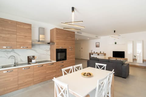 Standard Apartment | Private kitchen | Stovetop, espresso maker