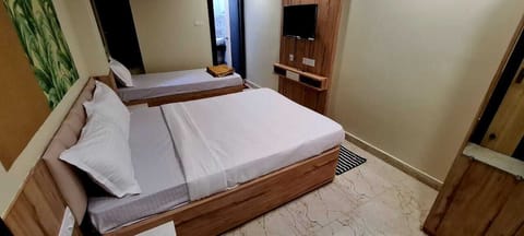 Deluxe Double Room | Free WiFi