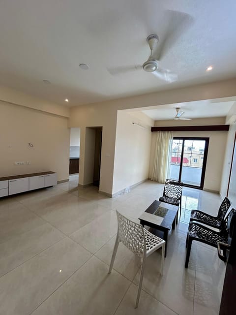 Family Apartment | Living area | 32-inch LCD TV with cable channels