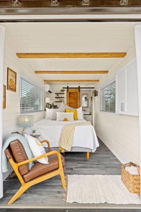 House | 1 bedroom, iron/ironing board, Internet