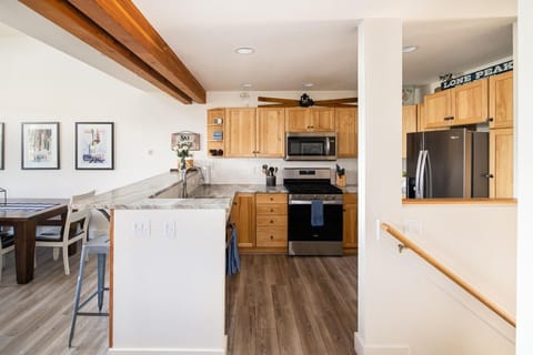 Condo, 3 Bedrooms | Private kitchen | Coffee/tea maker