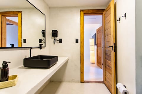 Ocean Space | Bathroom | Shower, rainfall showerhead, free toiletries, hair dryer