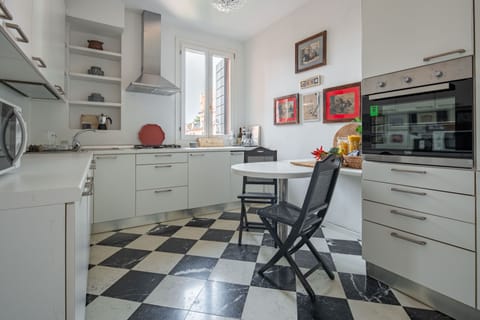 Apartment | Private kitchen | Full-size fridge, microwave, oven, dishwasher