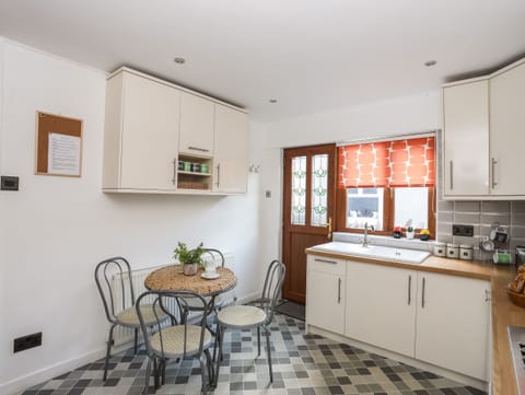 Fridge, dishwasher, electric kettle, toaster