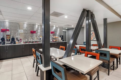 Free daily self-serve breakfast