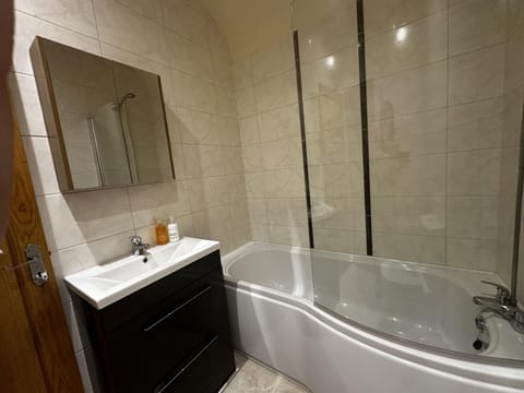 House | Bathroom | Combined shower/tub, deep soaking tub, hair dryer, towels