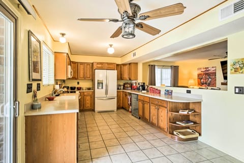 House (3 Bedrooms) | Private kitchen | Microwave, oven, stovetop, dishwasher