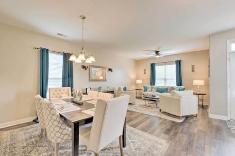 House (5 Bedrooms) | Interior