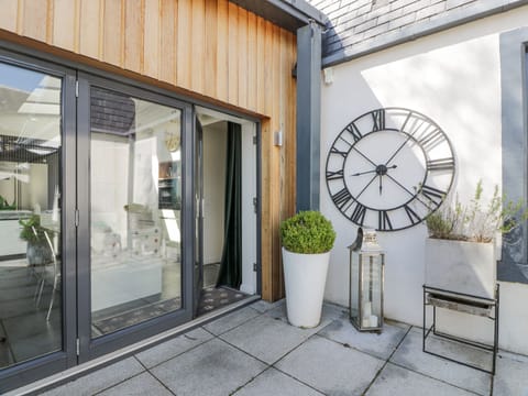 Cottage | Exterior detail