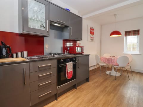 Fridge, dishwasher, electric kettle, toaster