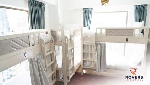 Bunk Bed in 12-bed Mixed Dorm Room - R3 | Egyptian cotton sheets, premium bedding, soundproofing