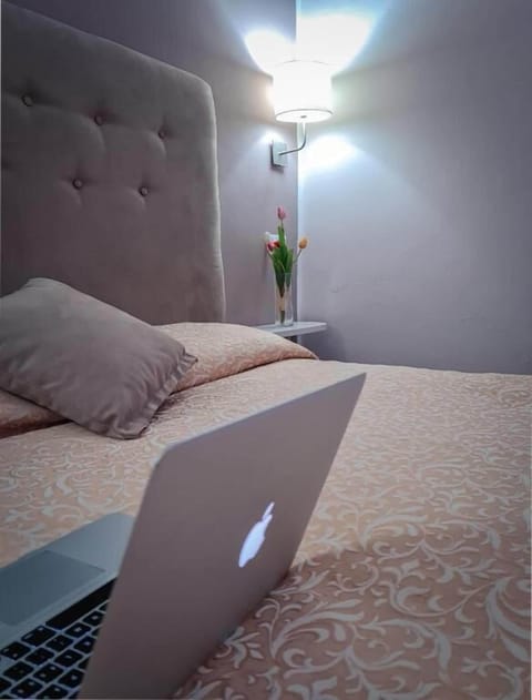 Standard Double Room | Desk, free WiFi