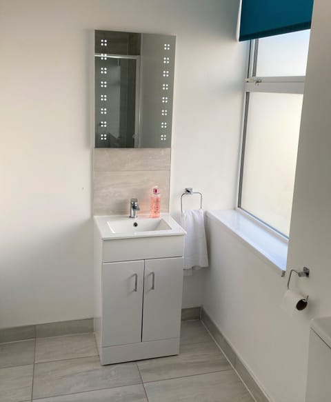 House | Bathroom | Combined shower/tub, deep soaking tub, hair dryer, towels