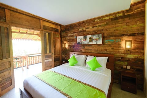 Classic Room | Desk, soundproofing, iron/ironing board, free WiFi